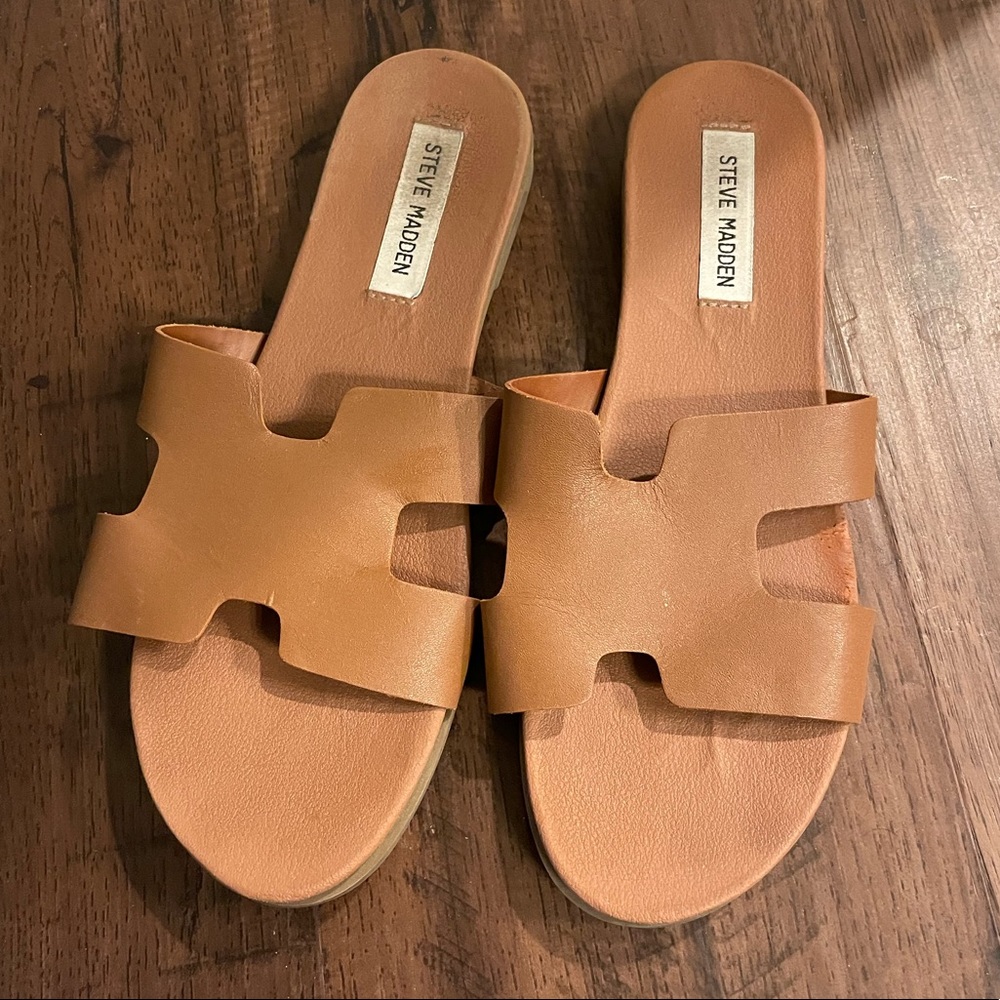 Steve Madden- Hoku Slide Sandal